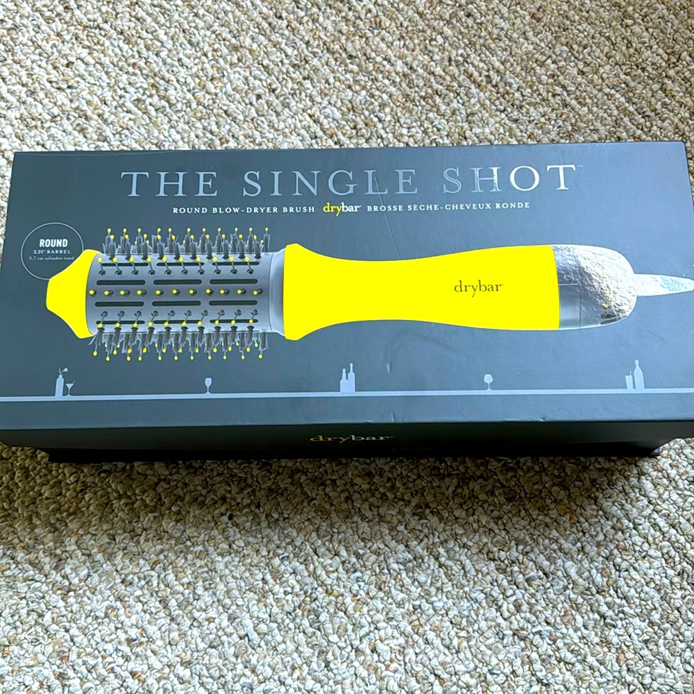Drybar: The Single Shot round blow-dryer brush